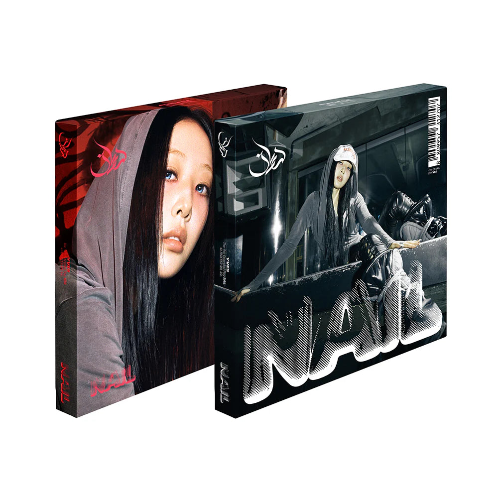 Yves - NAIL [4th EP Album - Deluxe Photobook Ver.] (Random ver.)